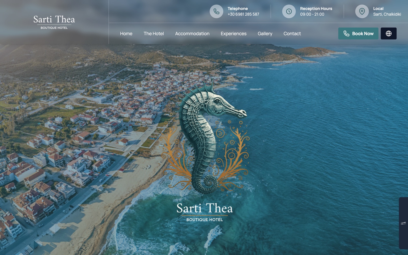 เว็บไซต์ Sarti Thea โรงแรมบูทีคในเมือง Sarti ประเทศกรีซ สร้างโดย SiamRise